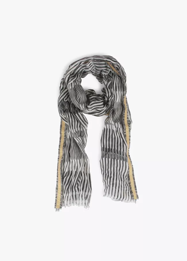 Striped shawl with golden details