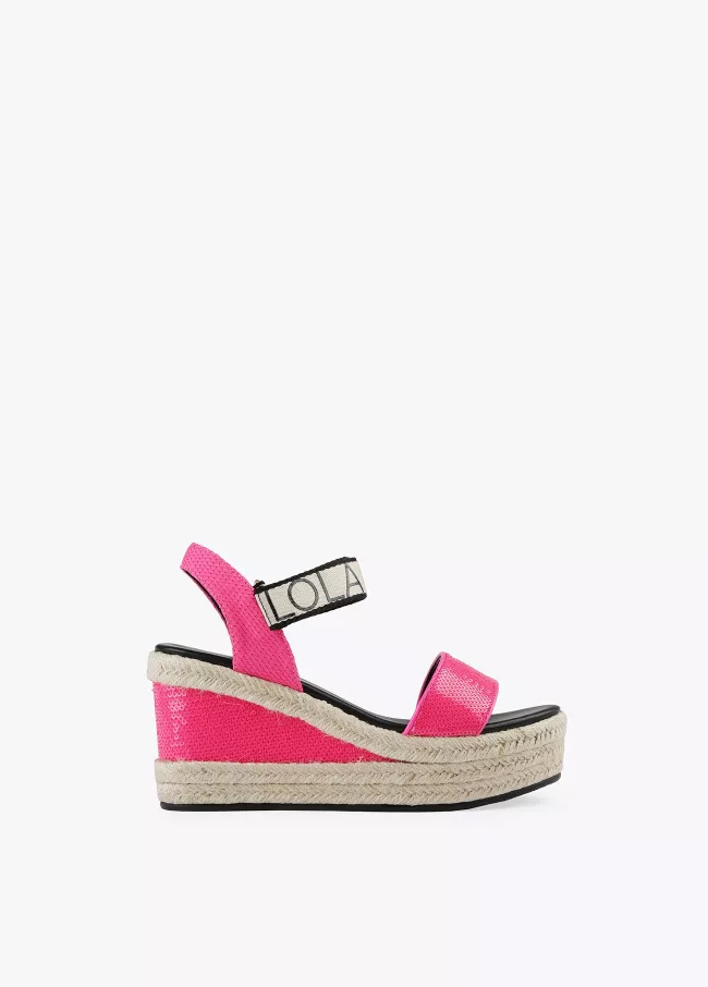 Keilabsatzsandalen mit Pailletten