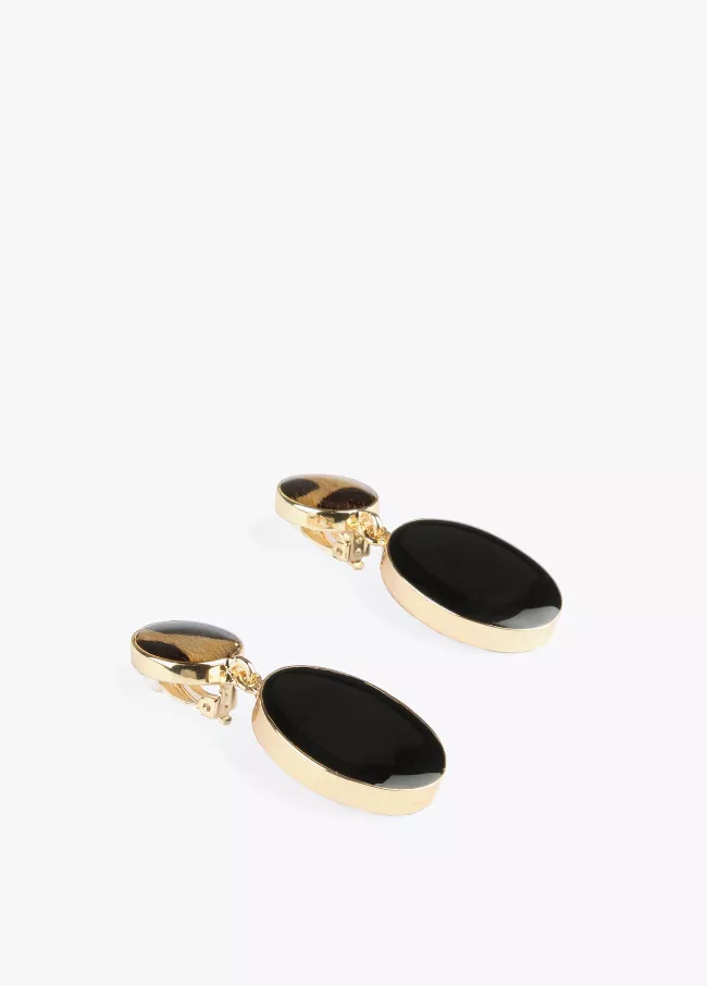 Boucles d’oreilles avec pièces noires et