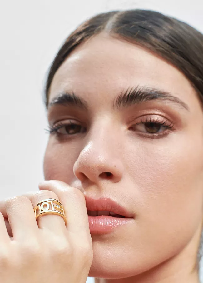 Goldfarbener Ring LOLA LOVE