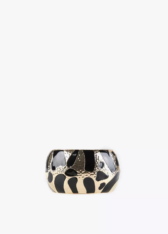Armreif mit Animal Print und Metall