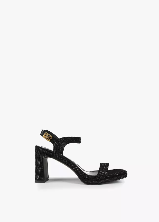 Festliche Sandalen mit Strass