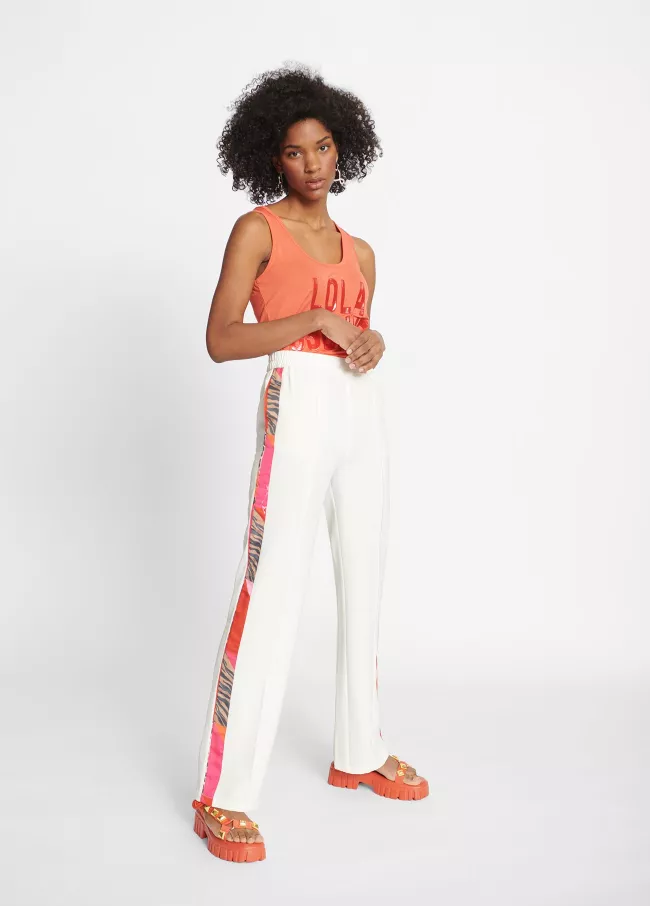 Pantalon raya lateral