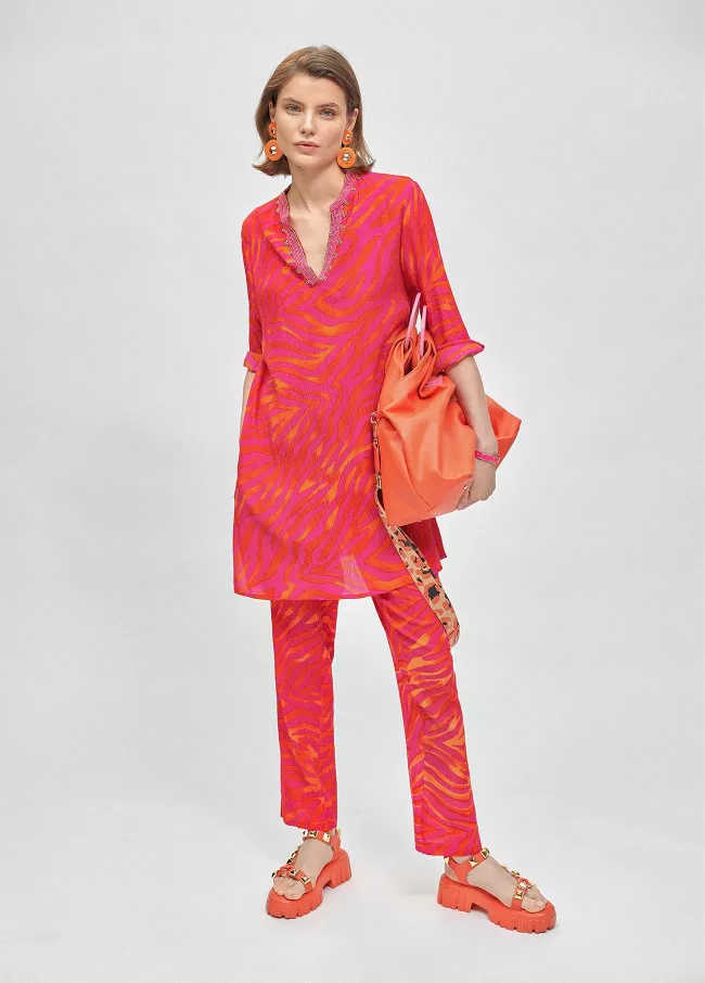 Pantalon fluide imprimé zèbre rouge
