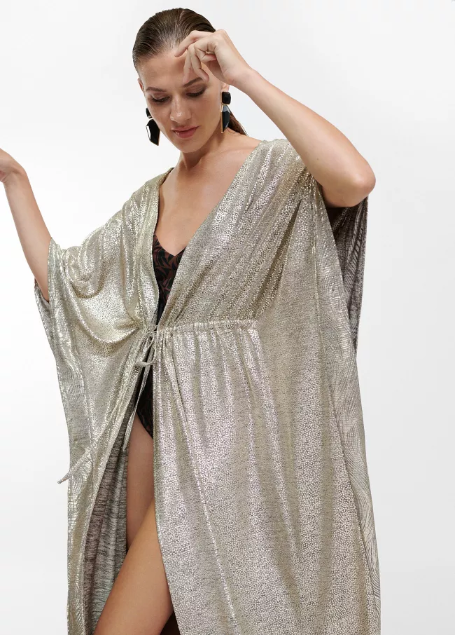 Langer, goldfarbener Kaftan