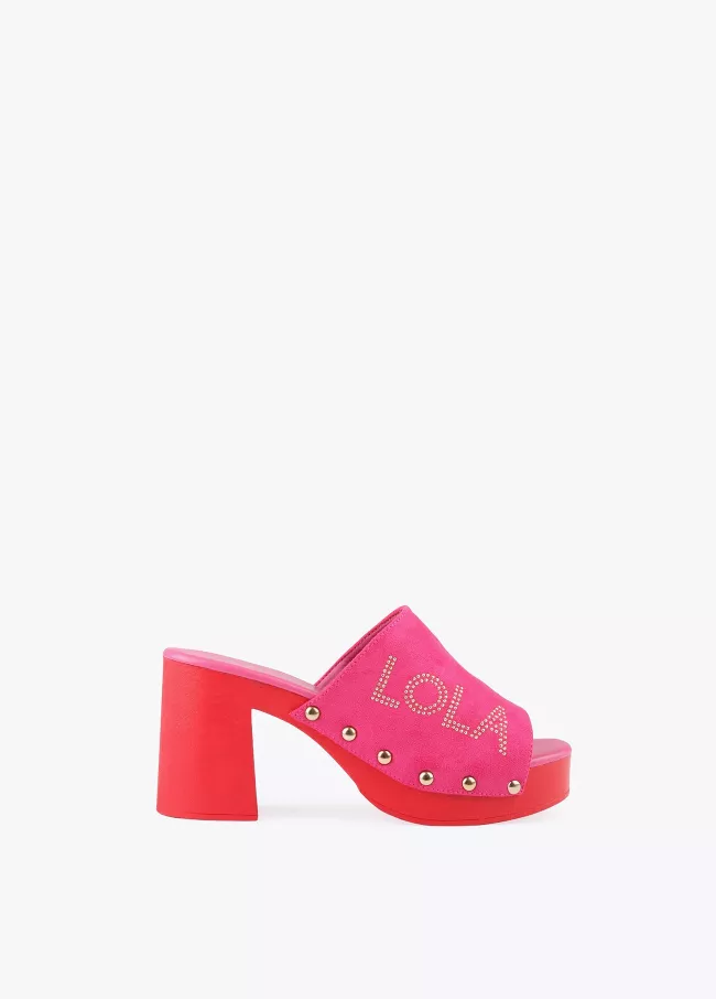 Clogs with metal studs