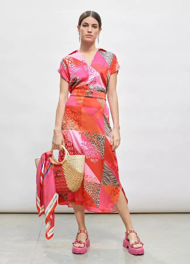 Fließendes Kleid mit Blumenprint