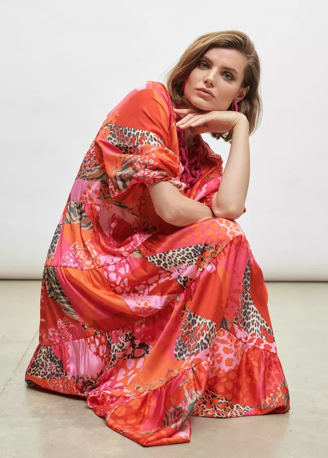 Langes Kleid mit mehrfarbigem Print