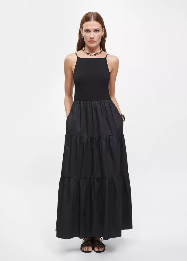 Robe longue à bretelles avec volants