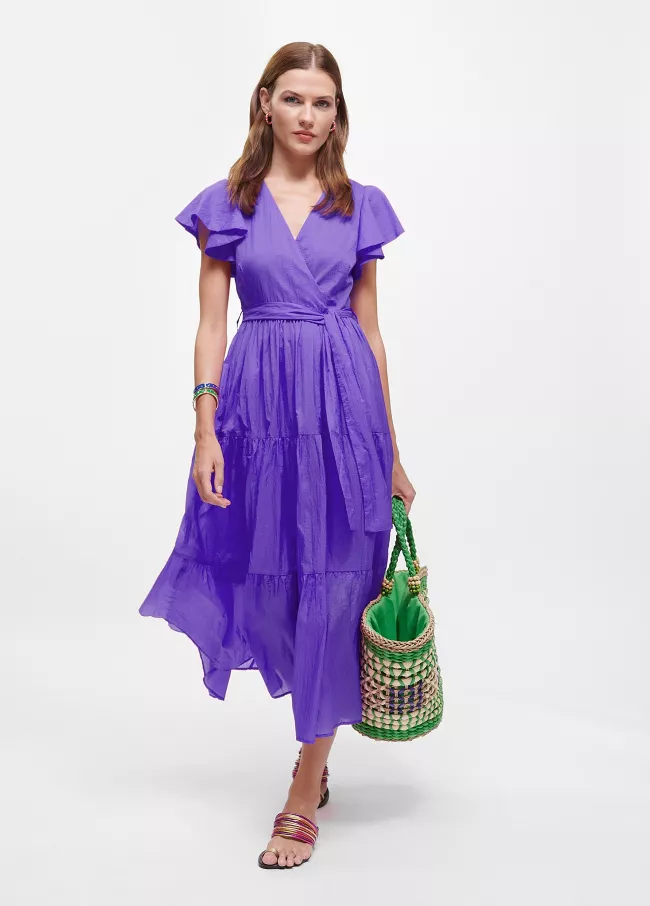 Robe longue à volants et décolleté en V