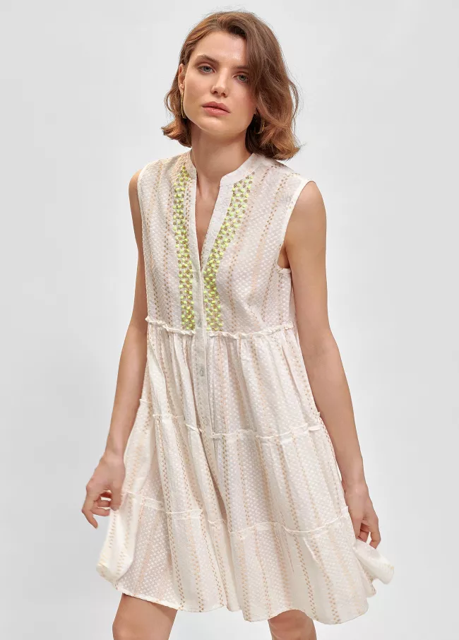 Kaftan alças com bordado frontal