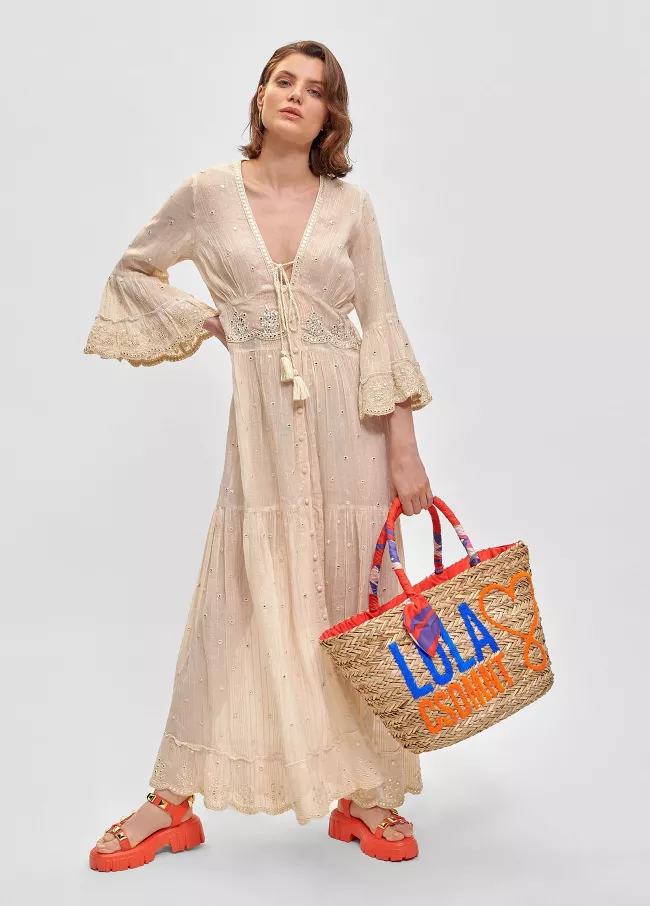 Kaftan longo em cru com bordados em dour