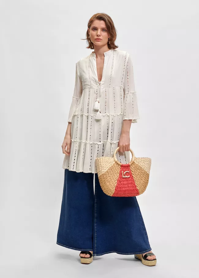 Kaftan em branco de meia manga