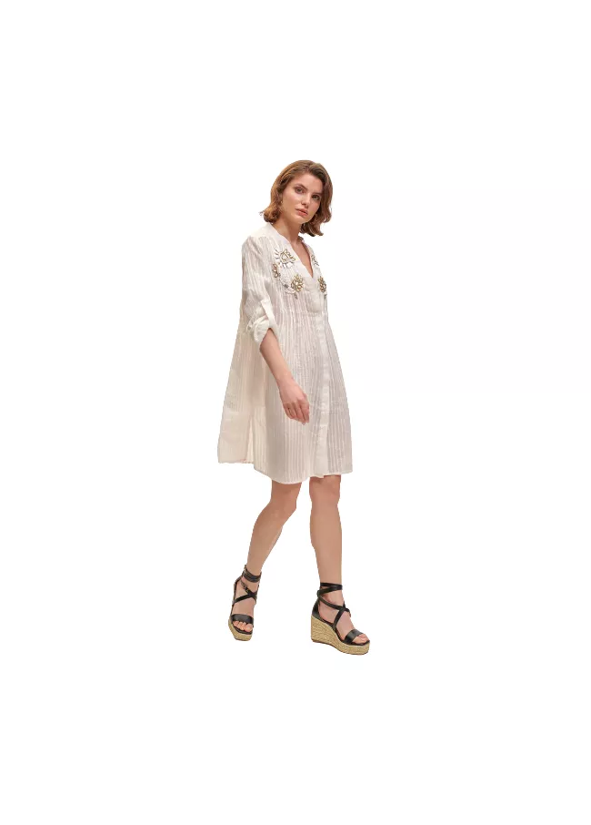 White caftan