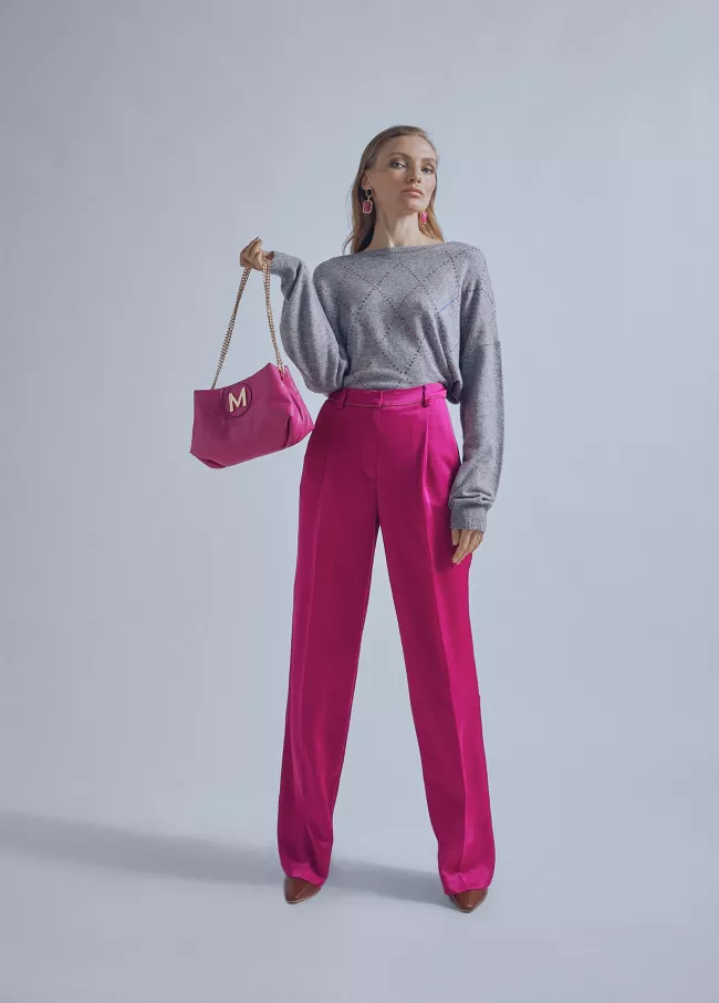 Pull détail strass multicolore