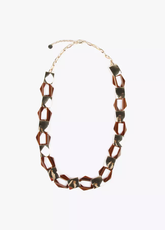 Collier long effet marbre