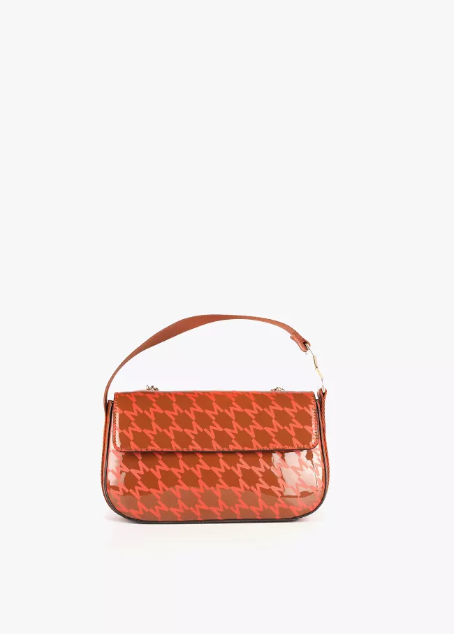Bandolera de charol