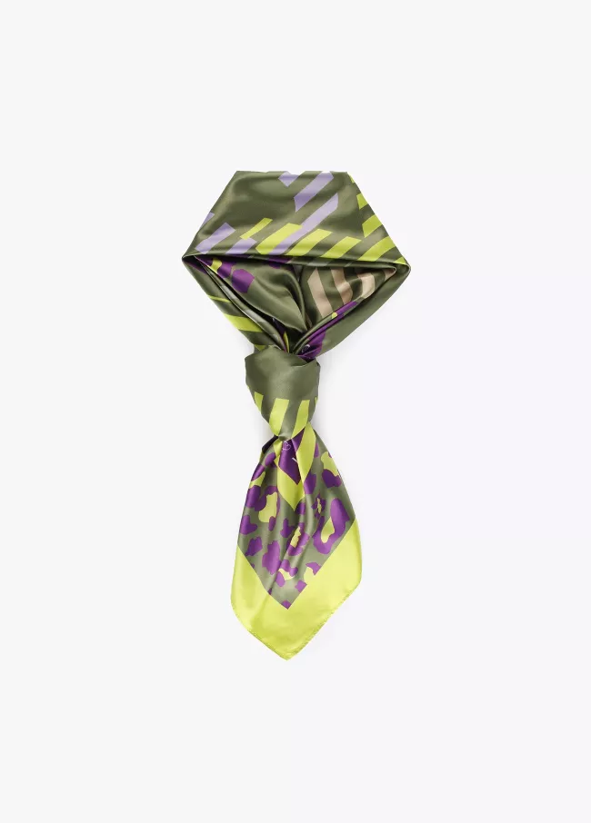 Foulard lettres et rayures