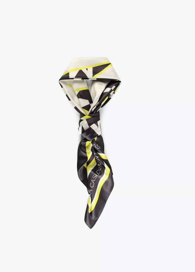 Two-tone logo scarf