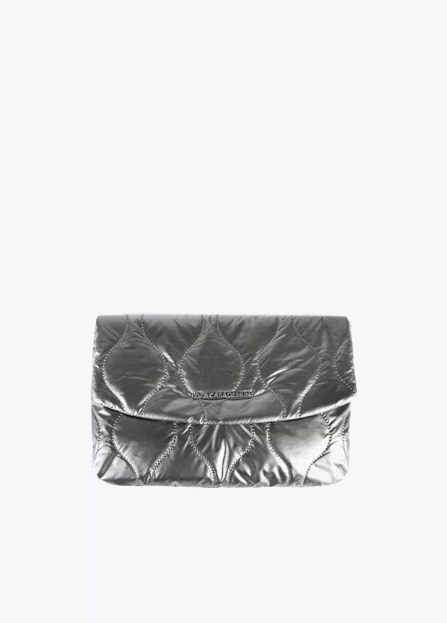 Funda portátil acolchada y metalizada
