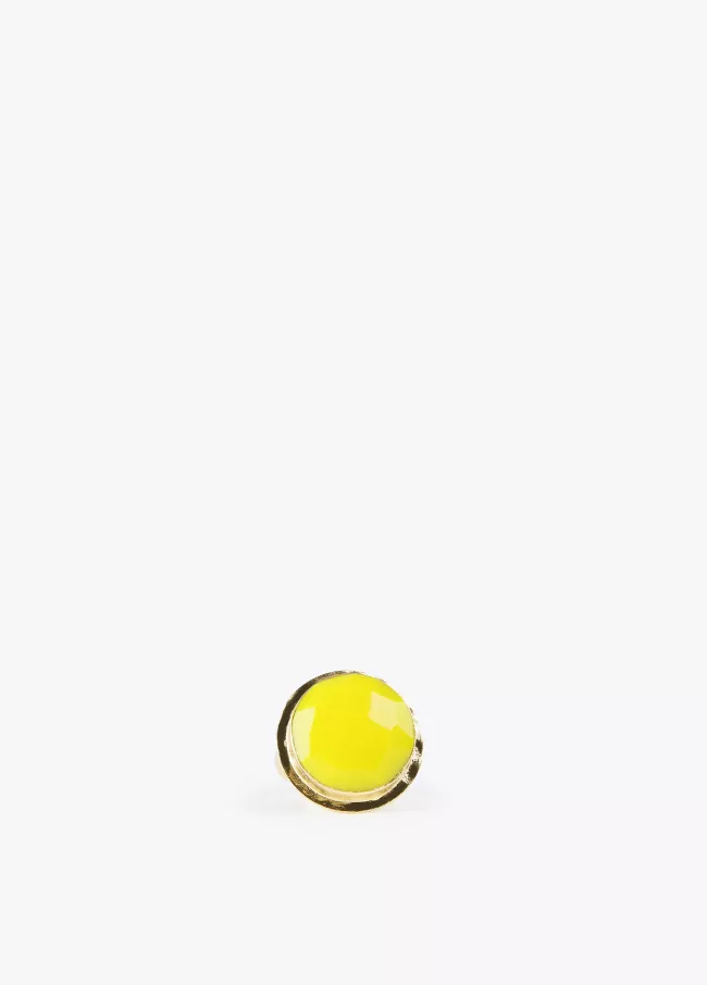 Oval ring