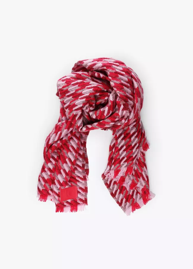 Coloured houndstooth scarf