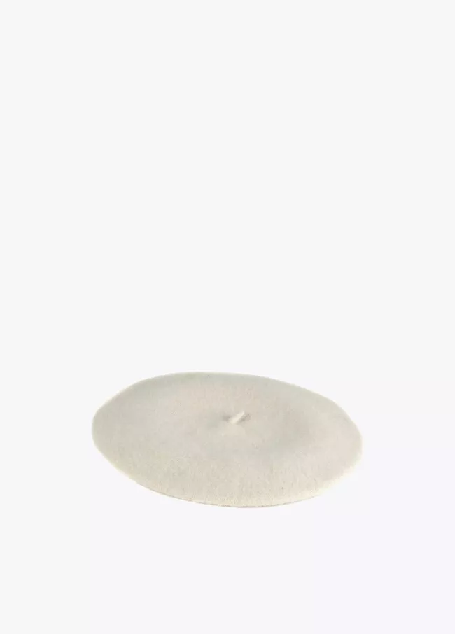 Coloured beret
