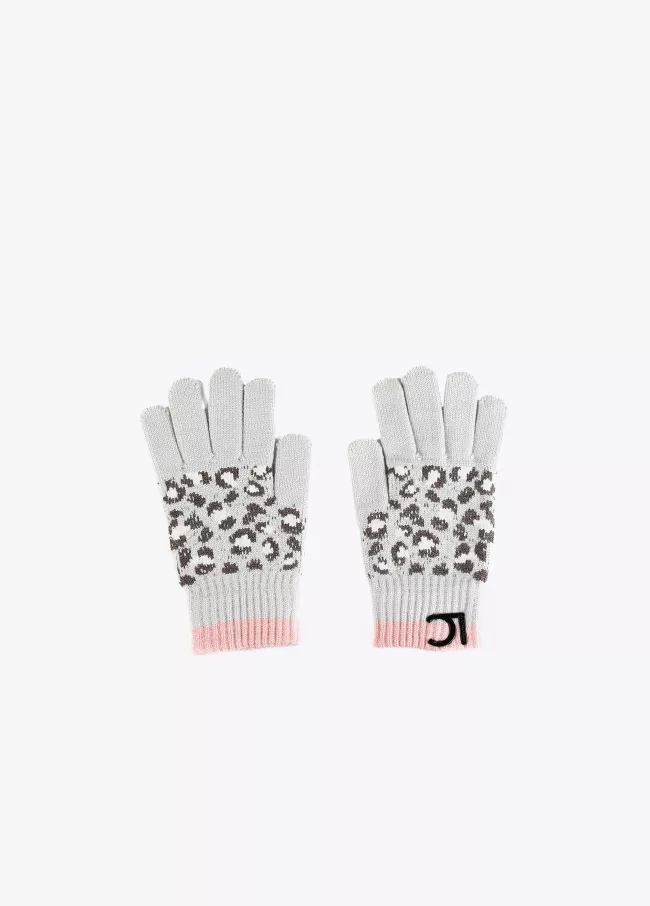 Animal print gloves