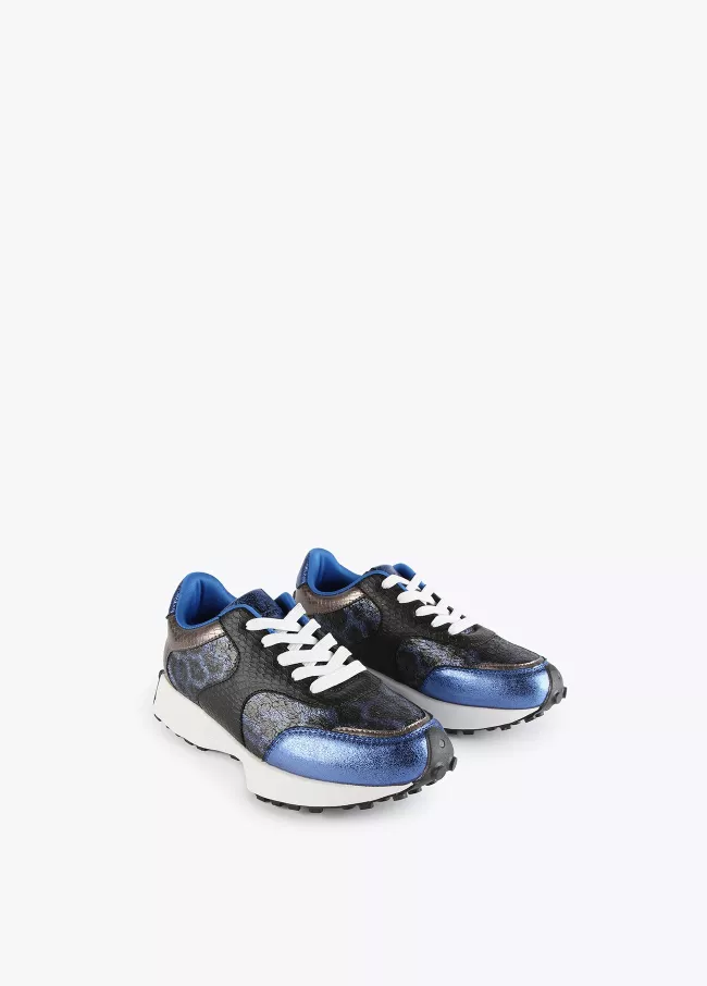 Zapatilla metalizada y animal print