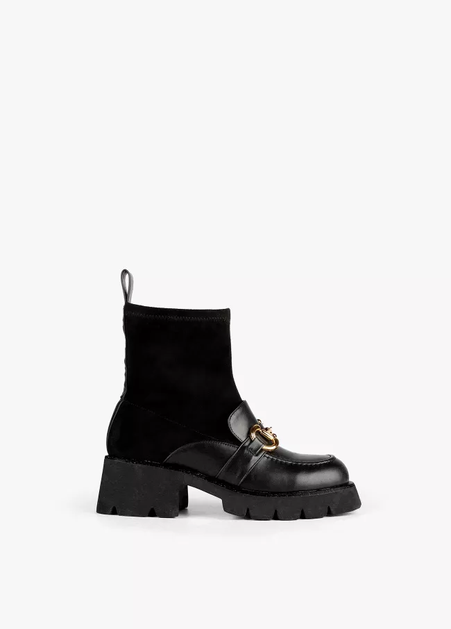 Mocassim com meia