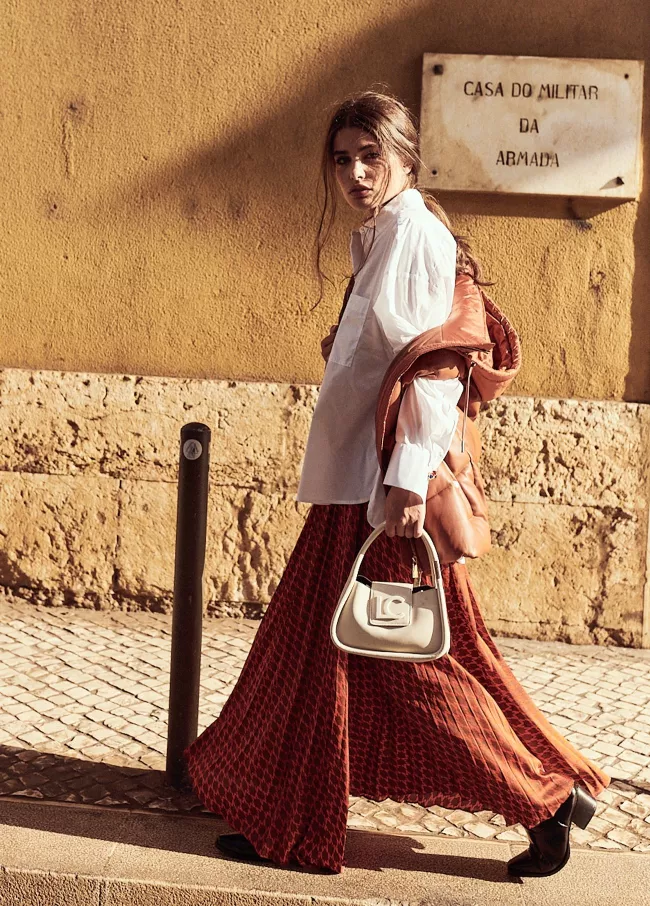 Falda midi plisada