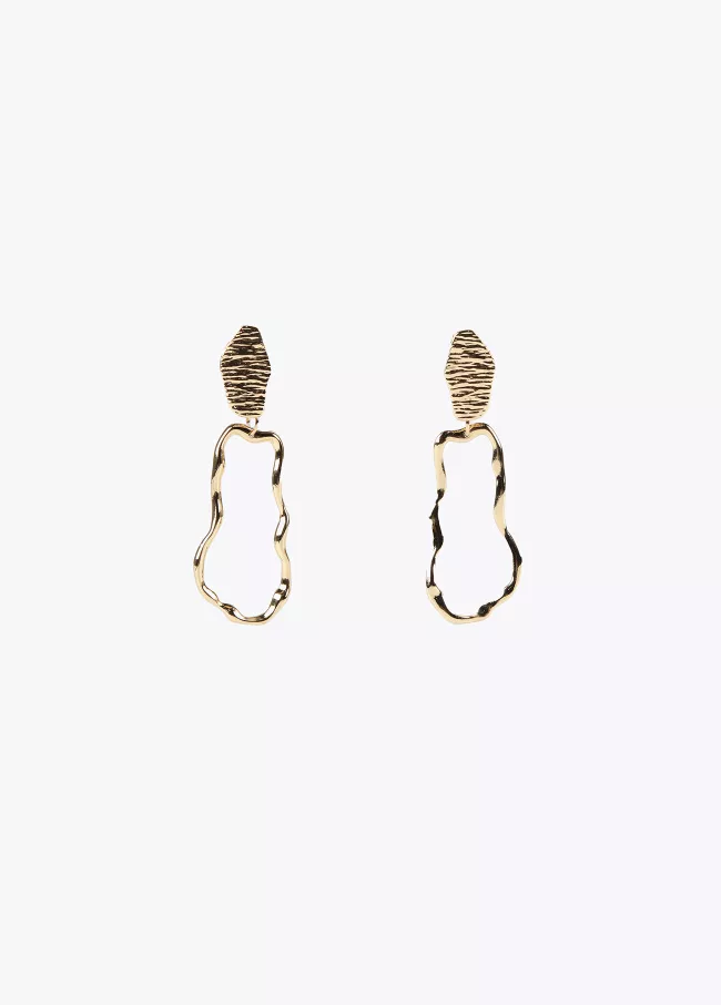 Pendientes dorados multiforma